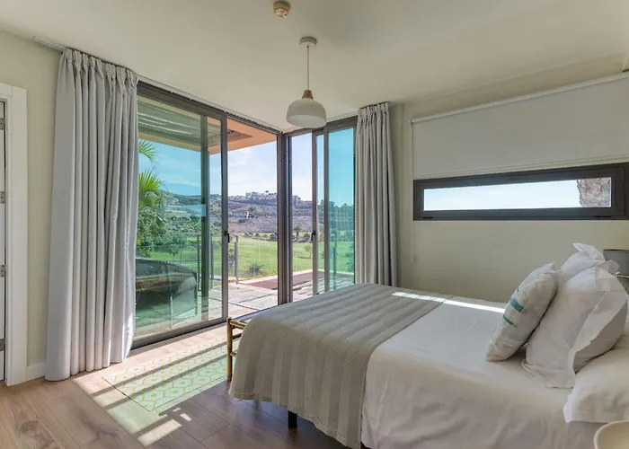 Lagos Salobre (Gran Canaria)